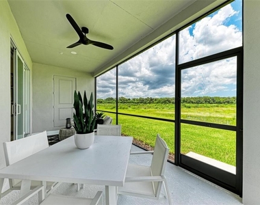 10016 Rembrandt Way - Photo Thumbnail 29