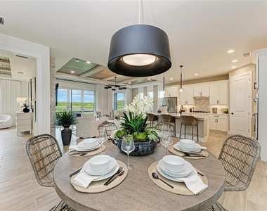 10016 Rembrandt Way - Photo Thumbnail 12