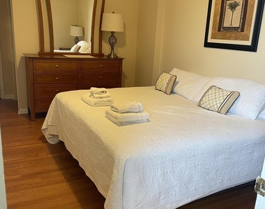 18 Ocean Avenue - Photo Thumbnail 35