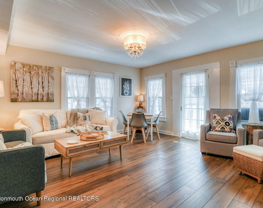 69 Franklin Avenue - Photo Thumbnail 15