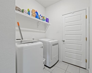 925 West Drive - Photo Thumbnail 18