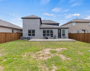 925 West Drive - Photo Thumbnail 20