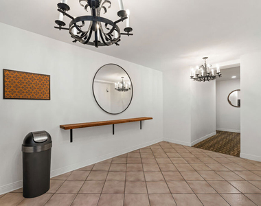 6732 Hillpark Drive - Photo Thumbnail 25