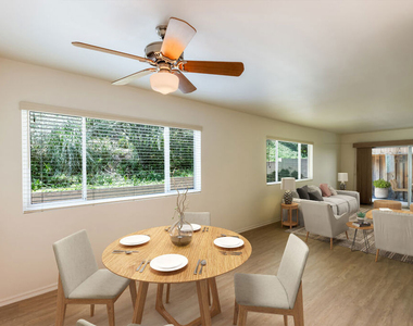 6732 Hillpark Drive - Photo Thumbnail 4