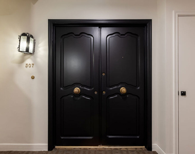 6732 Hillpark Drive - Photo Thumbnail 1