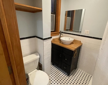 334 Locust Street - Photo Thumbnail 8