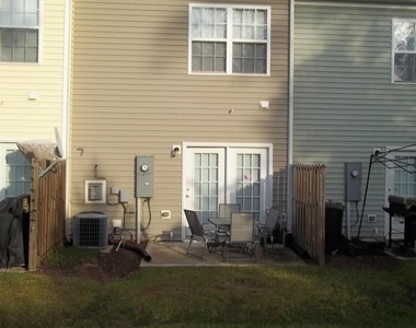 3003 Courtney Creek Boulevard - Photo Thumbnail 13