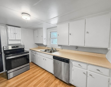 230 King - Photo Thumbnail 1