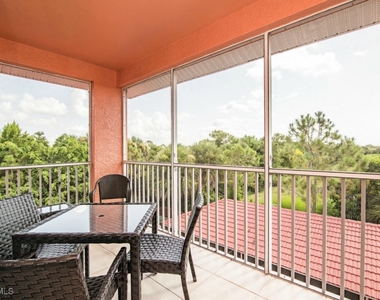 519 Roma Court - Photo Thumbnail 13