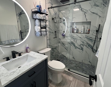 3230 Sand Dunes Court - Photo Thumbnail 19