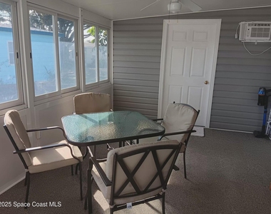 621 Hyacinth Circle E - Photo Thumbnail 20