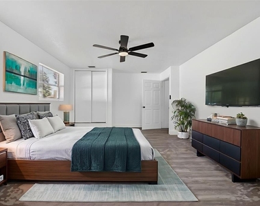 3034 Touraine Avenue - Photo Thumbnail 42