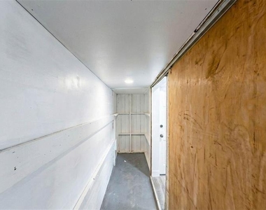 3034 Touraine Avenue - Photo Thumbnail 54