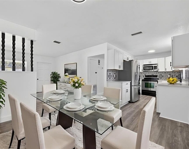 3034 Touraine Avenue - Photo Thumbnail 16