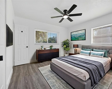 3034 Touraine Avenue - Photo Thumbnail 30