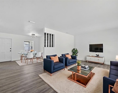 3034 Touraine Avenue - Photo Thumbnail 6