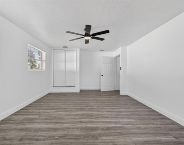 3034 Touraine Avenue - Photo Thumbnail 41