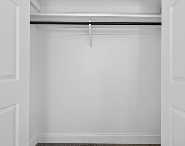 3034 Touraine Avenue - Photo Thumbnail 36