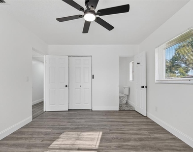 3034 Touraine Avenue - Photo Thumbnail 33