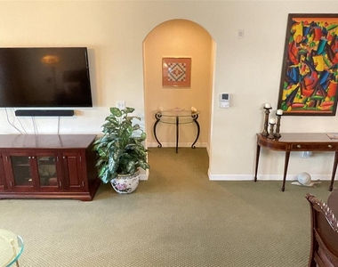 5125 Melbourne Street - Photo Thumbnail 8
