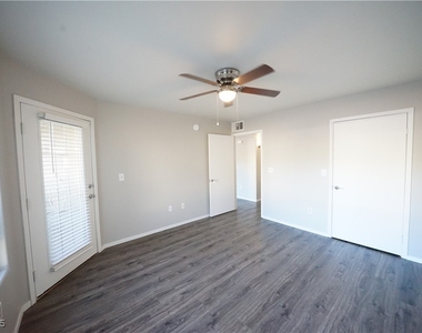 5710 E Tropicana Avenue - Photo Thumbnail 10