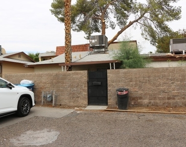 3955 Visby Lane - Photo Thumbnail 14