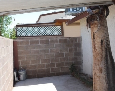 3955 Visby Lane - Photo Thumbnail 11