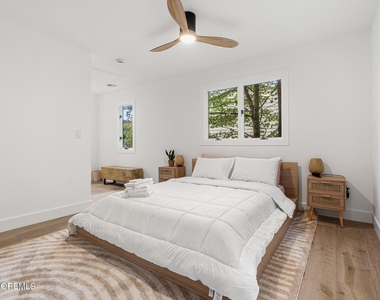 39 Upper Lakeview Avenue - Photo Thumbnail 7