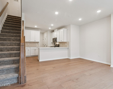 214 Jessie Place - Photo Thumbnail 3