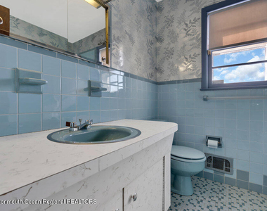 7 Howell Avenue - Photo Thumbnail 22