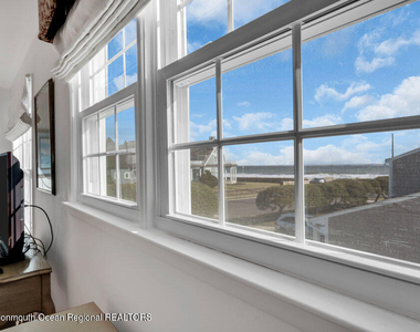 7 Howell Avenue - Photo Thumbnail 24
