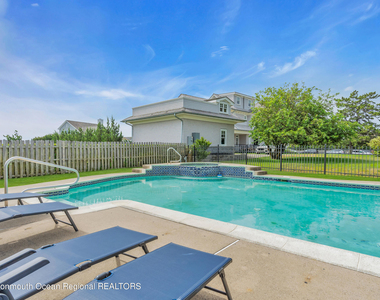 7 Howell Avenue - Photo Thumbnail 52
