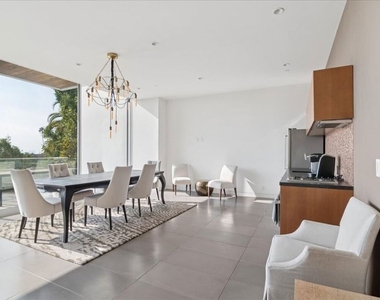 1232 Sunset Plaza Drive - Photo Thumbnail 40