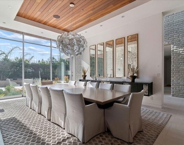 1232 Sunset Plaza Drive - Photo Thumbnail 9