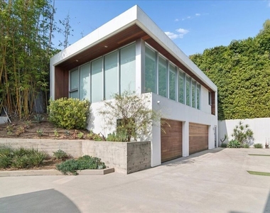 1232 Sunset Plaza Drive - Photo Thumbnail 45