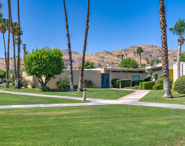 320 Desert Lakes Drive - Photo Thumbnail 33