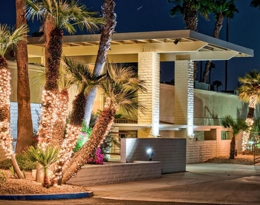 320 Desert Lakes Drive - Photo Thumbnail 49