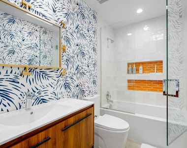 320 Desert Lakes Drive - Photo Thumbnail 24