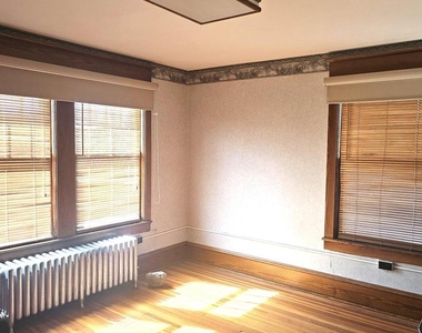 101 N Broadway - Photo Thumbnail 7