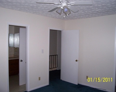 1235 Riverside Drive - Photo Thumbnail 12