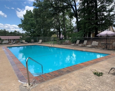 1235 Riverside Drive - Photo Thumbnail 17