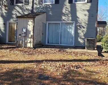 1501 Ivymount Road - Photo Thumbnail 5