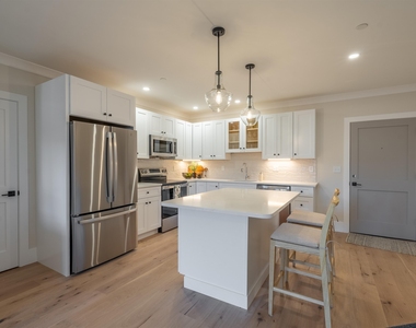 815 Lafayette - Photo Thumbnail 5