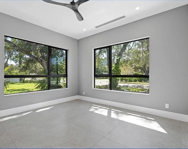 2467 Hyde Park Street - Photo Thumbnail 22
