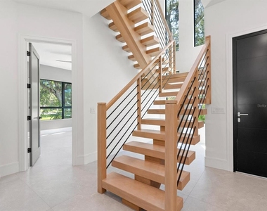 2467 Hyde Park Street - Photo Thumbnail 16