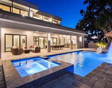 2467 Hyde Park Street - Photo Thumbnail 39