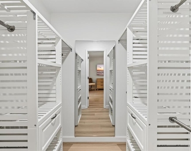 2641 Hyde Park Street - Photo Thumbnail 39