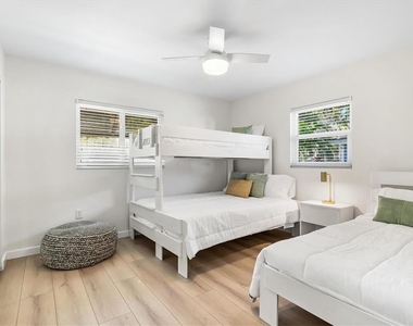 2641 Hyde Park Street - Photo Thumbnail 43