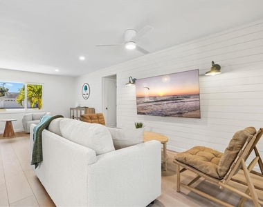 2641 Hyde Park Street - Photo Thumbnail 11