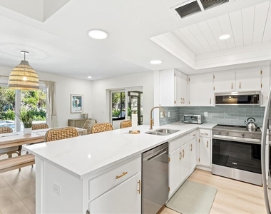 2641 Hyde Park Street - Photo Thumbnail 17